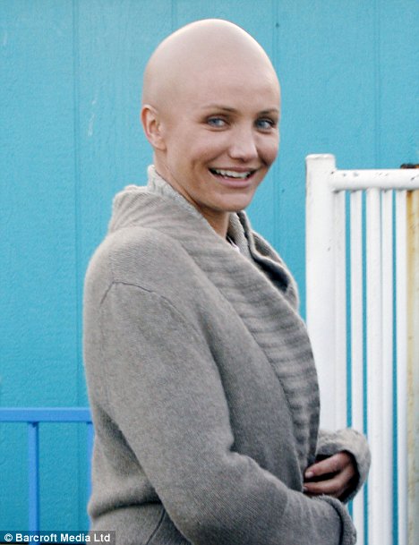 Cameron Diaz rapada