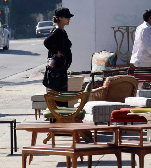 Jessica Alba pregnant boobs