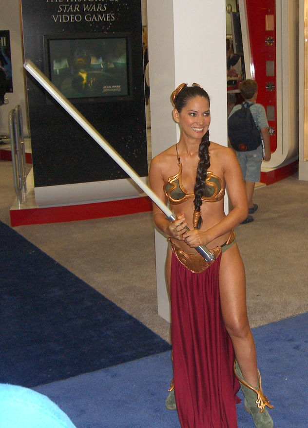 Olivia Mundd Leia Slave