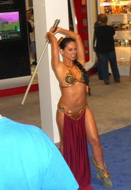 Olivia Mundd Leia Slave