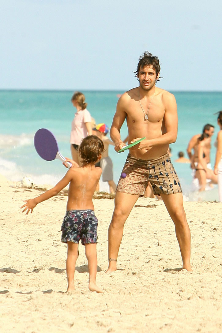 Raul en la playa