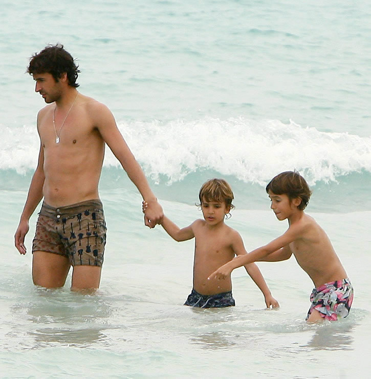 Raul en la playa