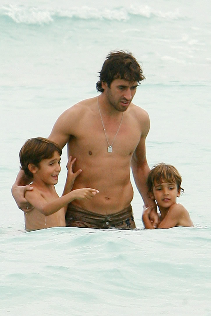 Raul en la playa