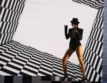 Britney MTV VMA 2007 rihanna MTV VMA 2007