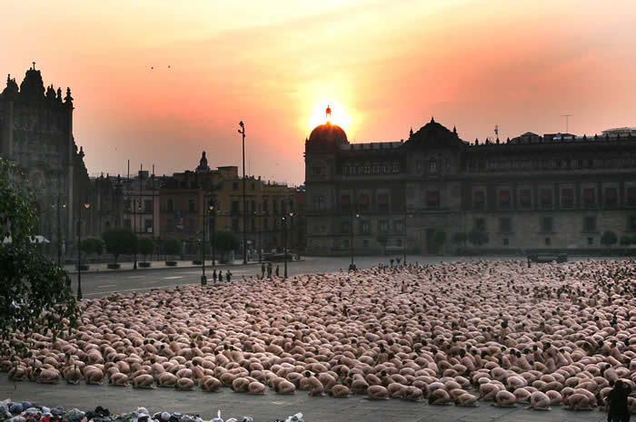 Tunick en Zocalo
